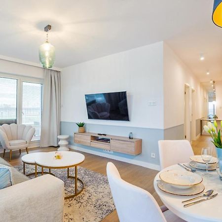 Apartament Lux Tukan B004, Polanki Aqua - Holiday City Kołobrzeg Buitenkant foto