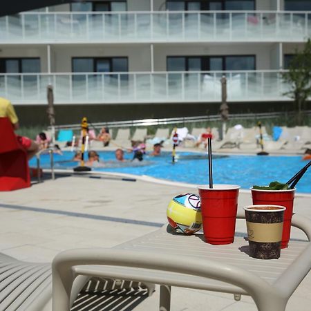 Apartament Lux Tukan B004, Polanki Aqua - Holiday City Kołobrzeg Buitenkant foto