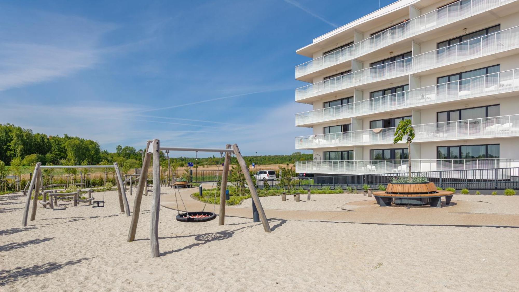 Apartament Lux Tukan B004, Polanki Aqua - Holiday City Kołobrzeg Buitenkant foto