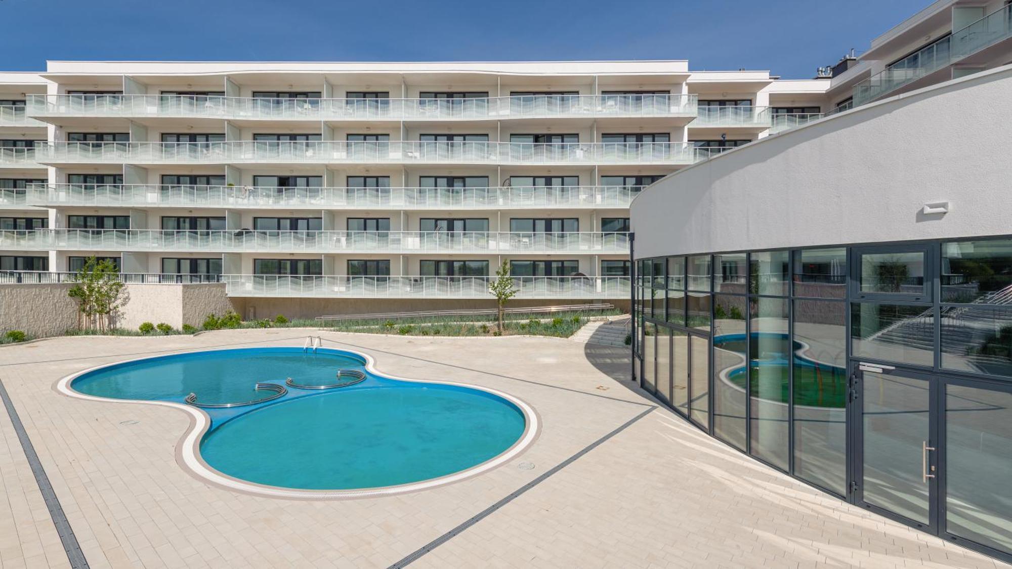 Apartament Lux Tukan B004, Polanki Aqua - Holiday City Kołobrzeg Buitenkant foto